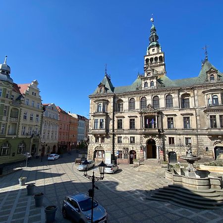 Apartament Przy Ratuszu Kłodzko Extérieur photo