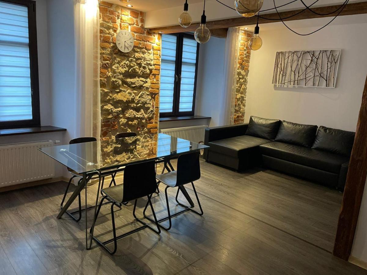 Apartament Przy Ratuszu Kłodzko Extérieur photo