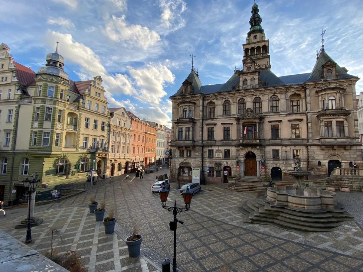 Apartament Przy Ratuszu Kłodzko Extérieur photo