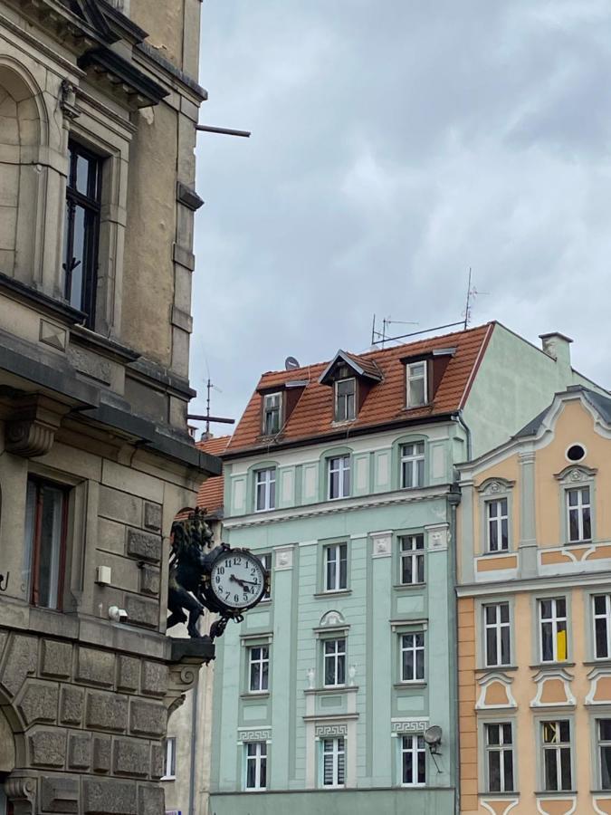 Apartament Przy Ratuszu Kłodzko Extérieur photo