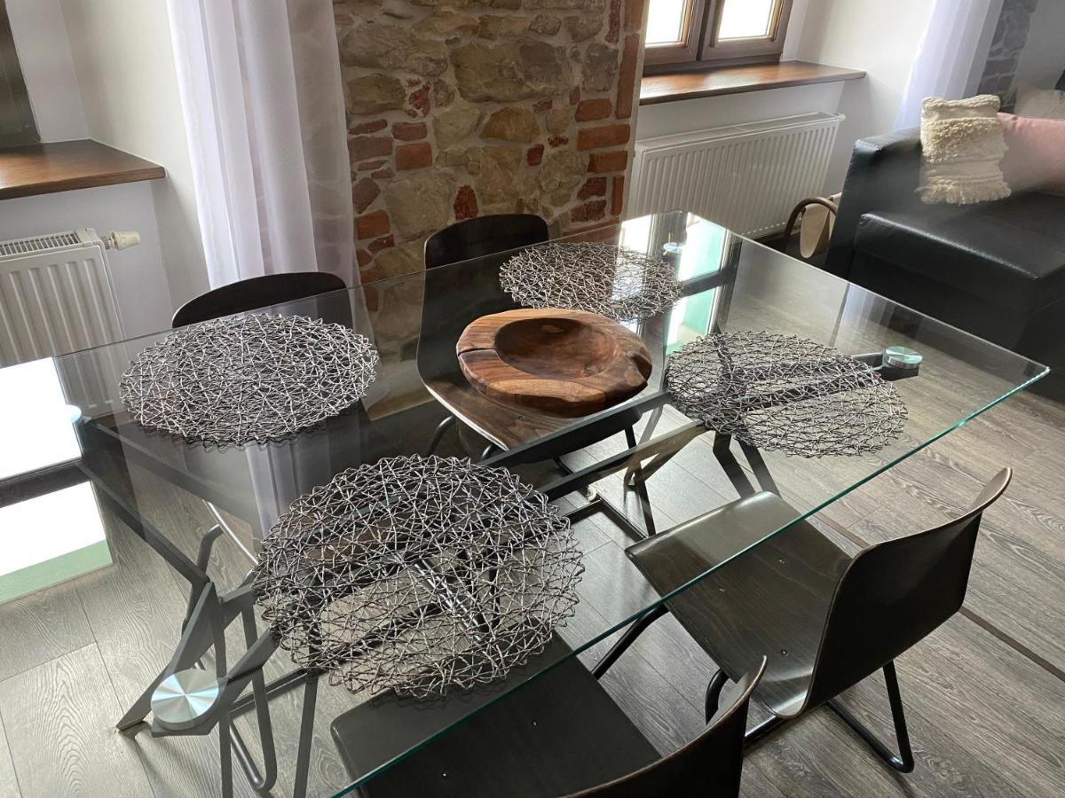 Apartament Przy Ratuszu Kłodzko Extérieur photo