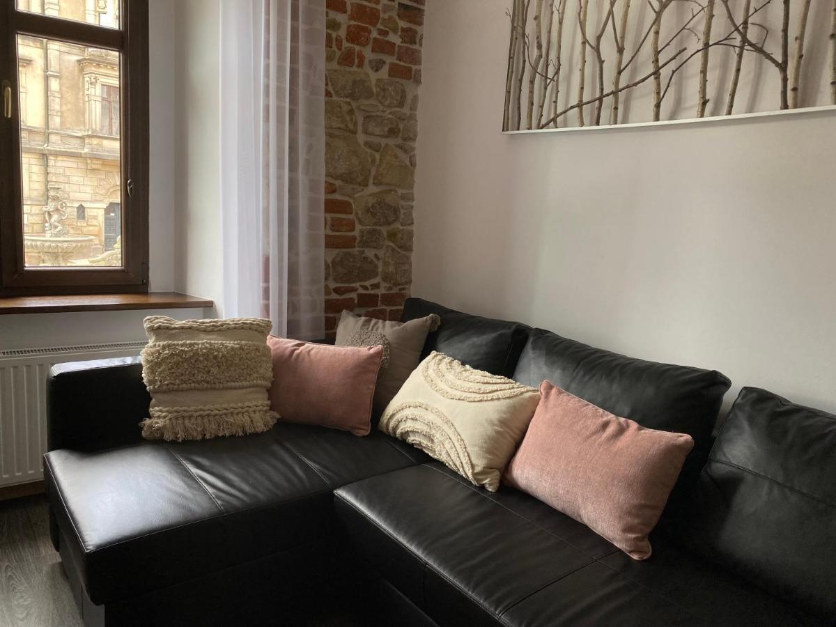 Apartament Przy Ratuszu Kłodzko Extérieur photo