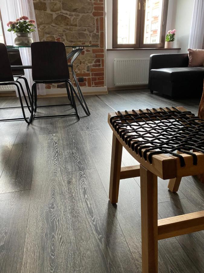 Apartament Przy Ratuszu Kłodzko Extérieur photo