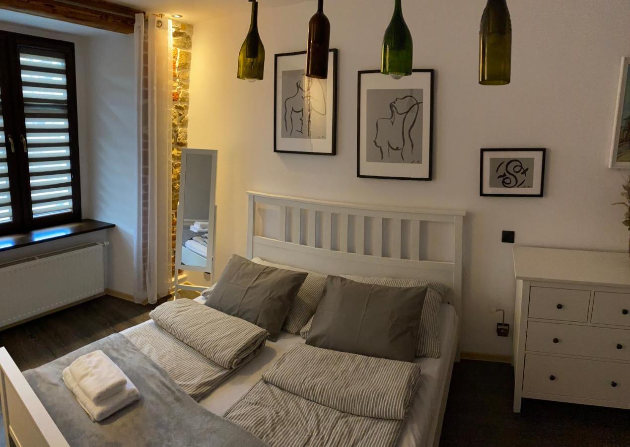 Apartament Przy Ratuszu Kłodzko Extérieur photo