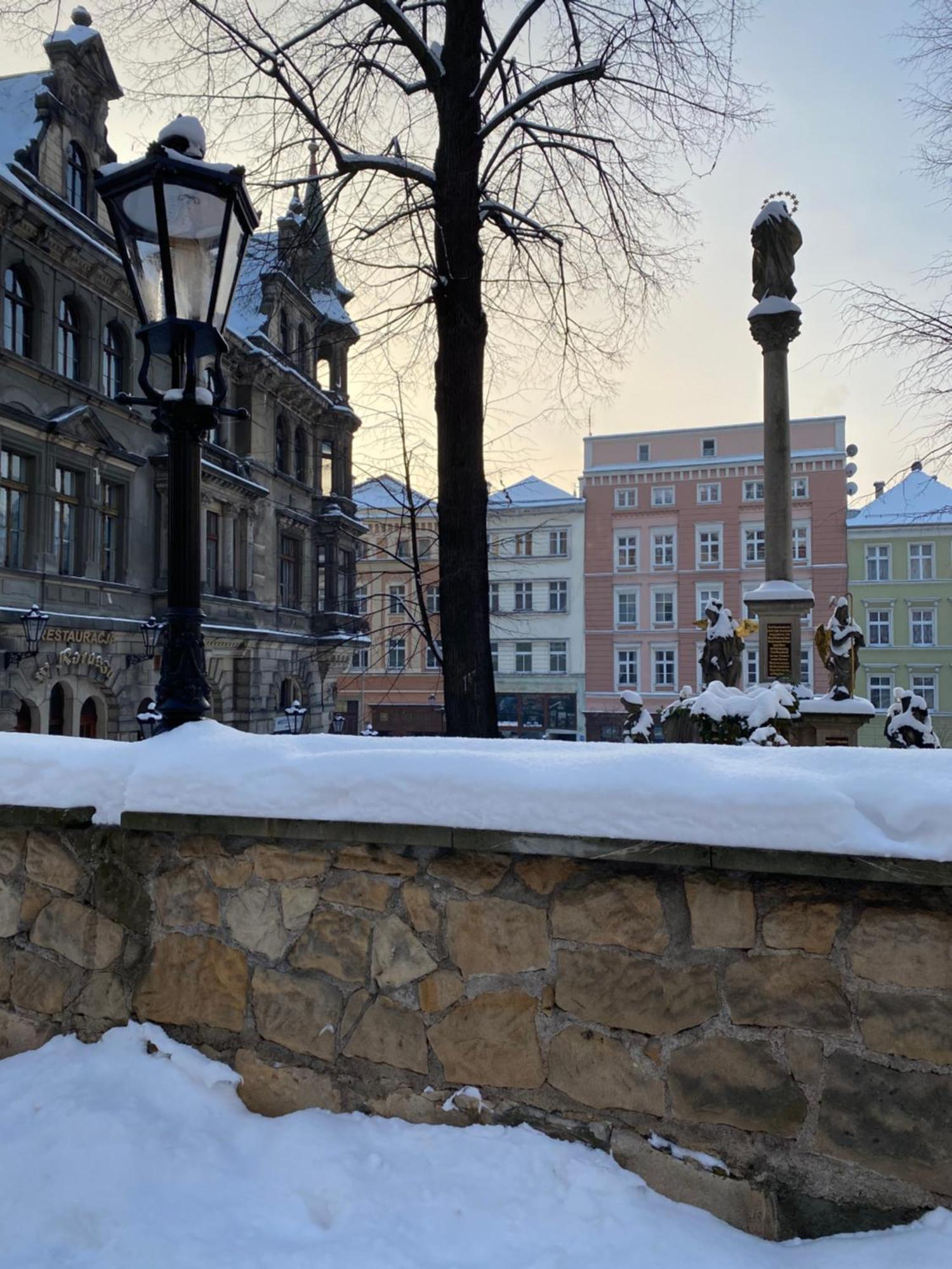 Apartament Przy Ratuszu Kłodzko Extérieur photo