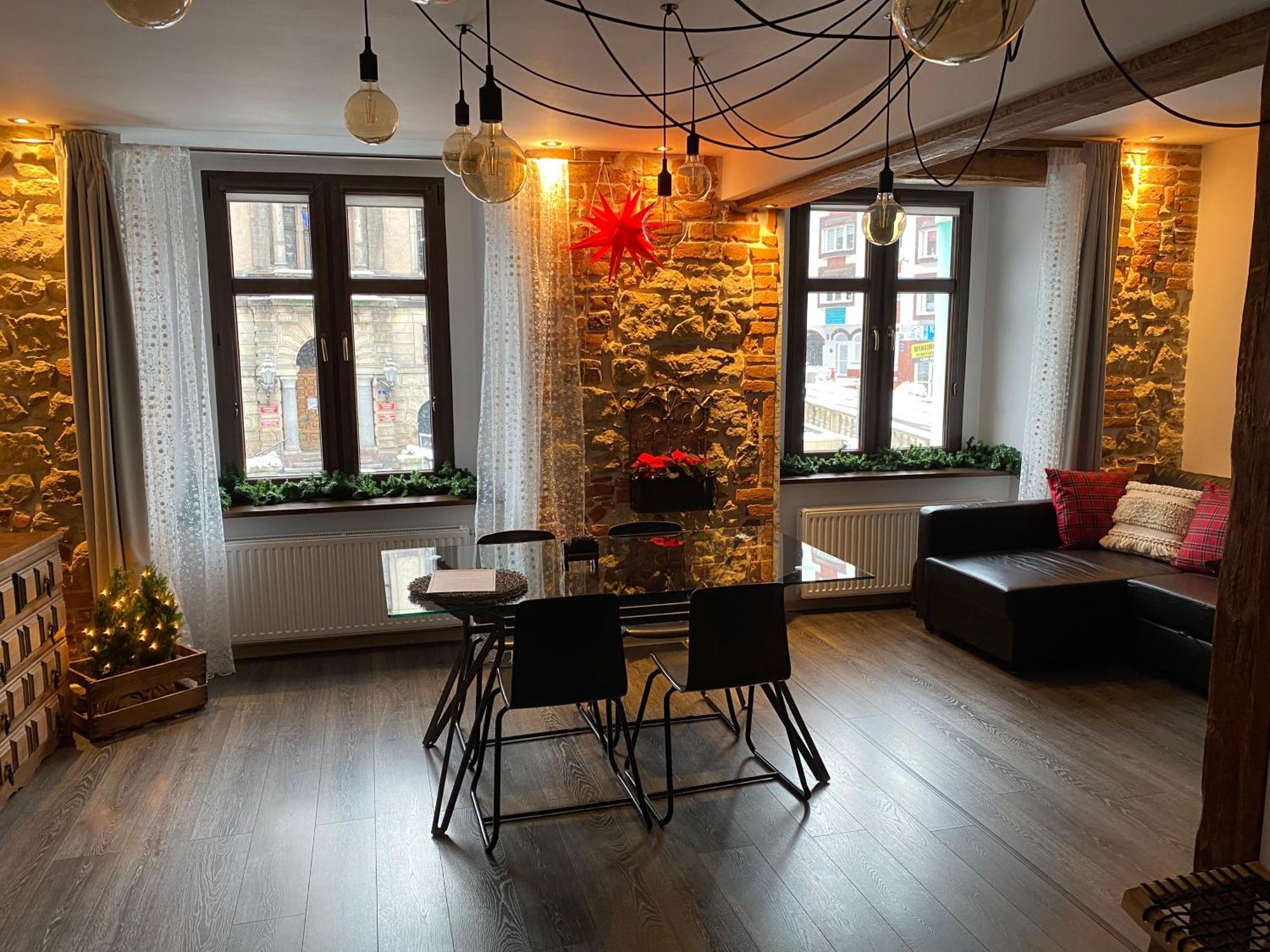 Apartament Przy Ratuszu Kłodzko Extérieur photo
