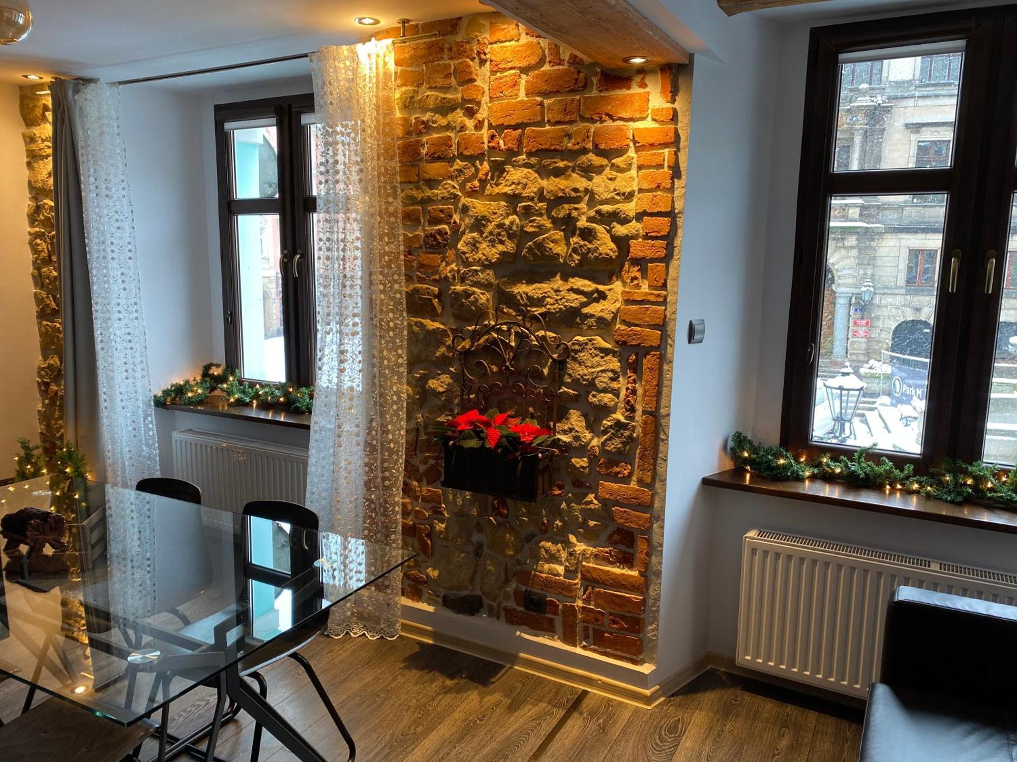 Apartament Przy Ratuszu Kłodzko Extérieur photo