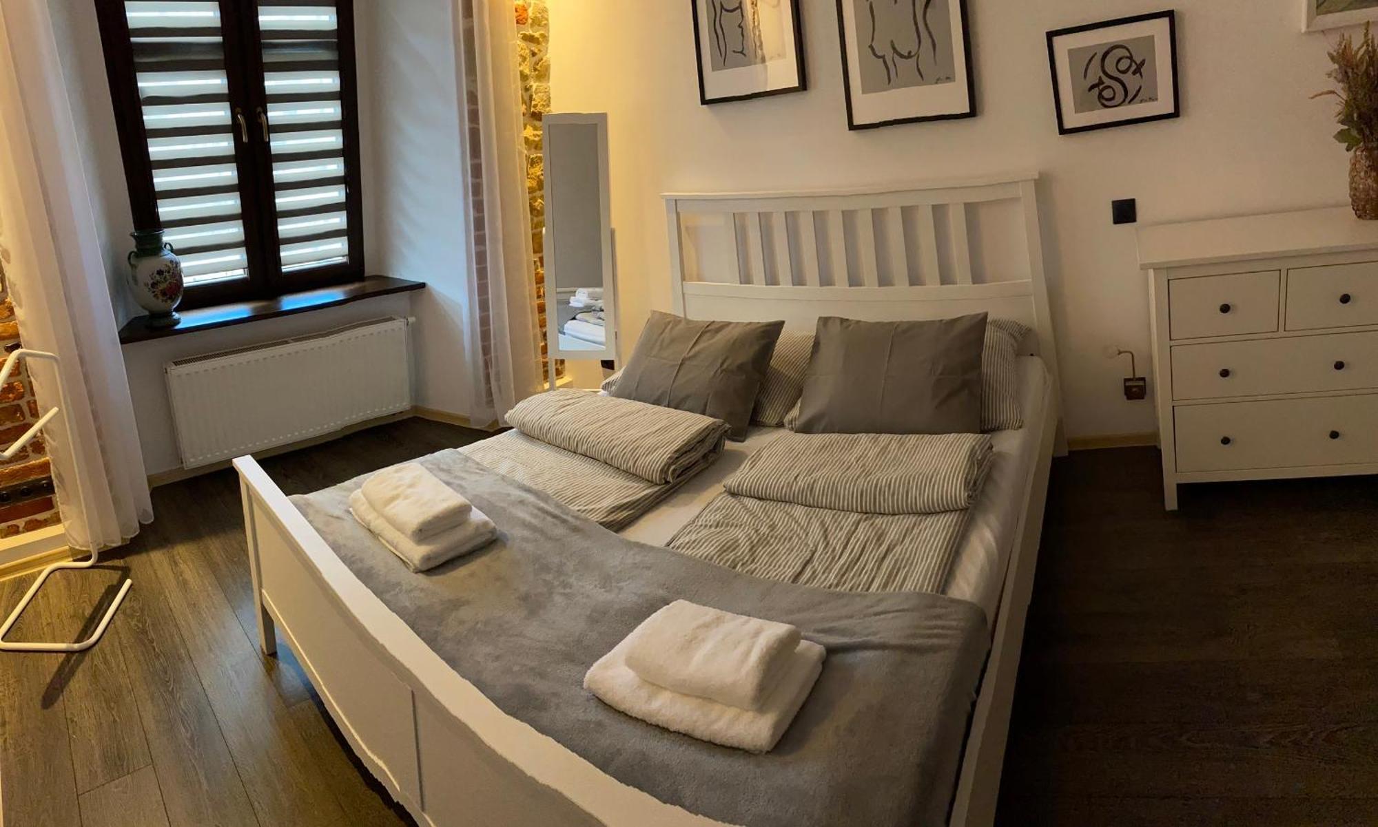 Apartament Przy Ratuszu Kłodzko Extérieur photo