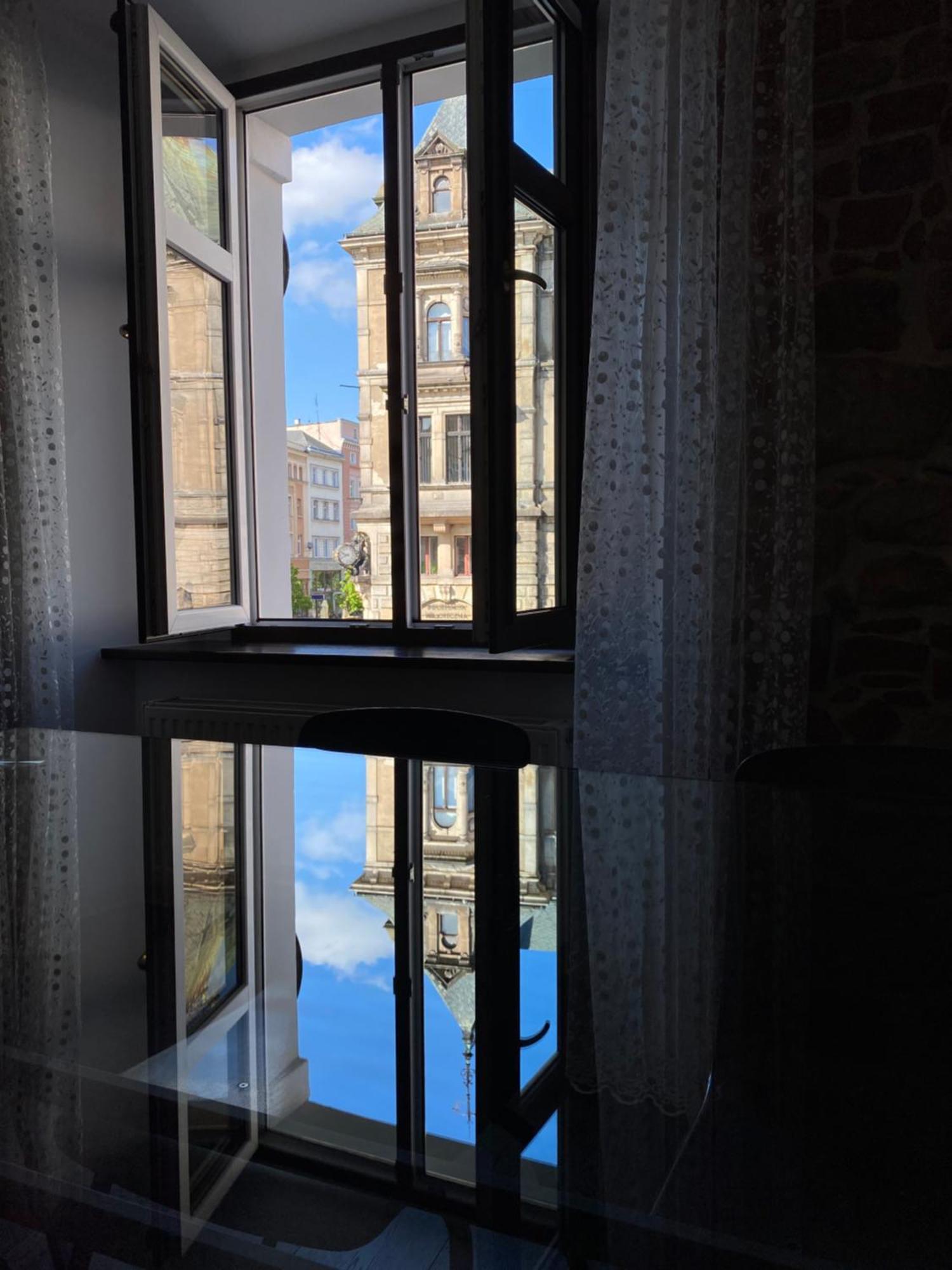 Apartament Przy Ratuszu Kłodzko Extérieur photo